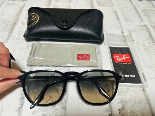 【Ray-Ban サングラス ブラック グラデーションレンズ】
