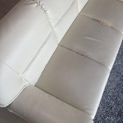 3人掛け　白　レザーソファの画像