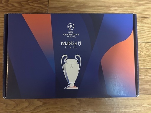 【限定品】UEFA CL Madrid19 Final ガラス皿&ピックセット