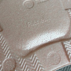 ベビー
グッズ2点セット（リッチェルおふろマット＋ニトリだっこふとん）1,000円 の画像