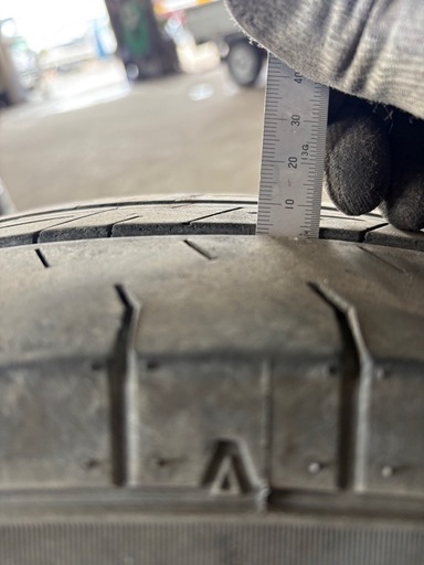 中古タイヤのみ195/80R15 107/105N LT