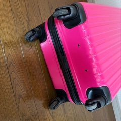 キャリーケース(決まりました)の画像