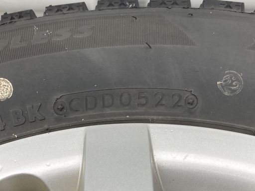 タイヤ　155/70R13