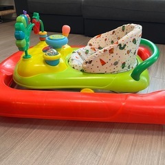 歩行器(はらぺこあおむし)の画像