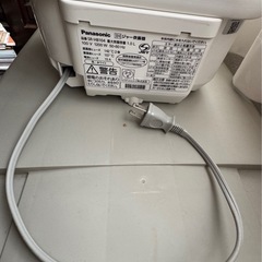 Panasonic / 型式 SR-HB104 / 2015年製 / 5.5合炊き / コードリール巻き取り難ありの画像