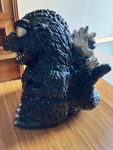 お早めにお願いします?‍♀️GODZILLA?貯金箱?