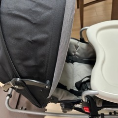 カトージ バウンサー テーブル付きの画像