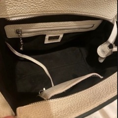 【緊急販売】定価60,000 本革銀座かねまつ　白ハンドバッグの画像