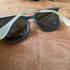 【傷あり】レイバン  サングラスの画像