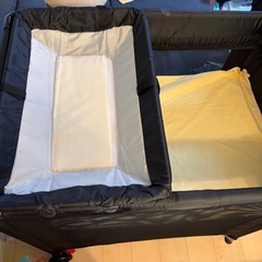 ベビーベッドの画像