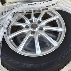 17インチ スタッドレスタイヤ4本セット
の画像
