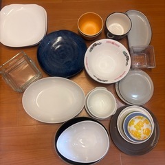 食器類、耐熱容器など　無料でお譲りしますの画像