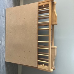 木製ベビーベッドの画像