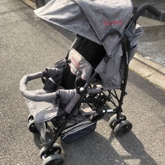 キンダーワゴン　2人乗りベビーカーの画像