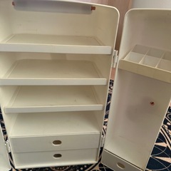 コスメ収納ボックス の画像