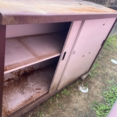 金属物置の画像