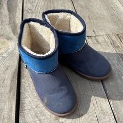 子供の長靴とブーツ、21センチの画像