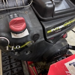 ヤナセ 中古整備済　除雪機　11馬力　80cm幅 セル付の画像