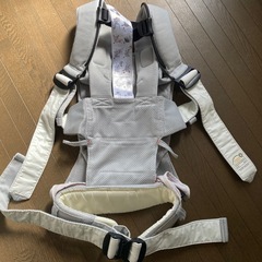 ベビービョルン  抱っこ紐の画像