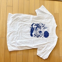 ユニクロ　Tシャツ　YOASOBIコラボ　Mサイズの画像