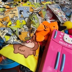 ≪小さめの玩具≫まとめて大量　（お持ち帰りの箱はご用意ください）        	272050000SK114の画像