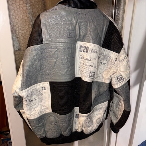 GYP0214 ITALY DOUCE 世界紙幣 総刺繍 レザージャケット 良品 ITALY DOUCE 世界紙幣 総刺繍 レザージャケット L｜Yahoo!フリマ