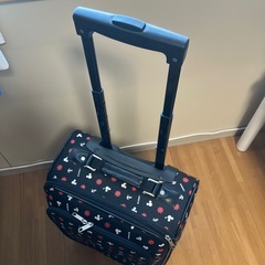 Disney Mickey Mouse スーツケース 35L
の画像