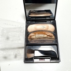 AUBE オーブ　ブラウン系 ひと塗りシャドウN14 アイシャドウの画像