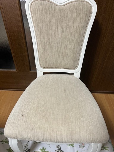 決まりましたダイニングテーブルイスセット明日の午前なら0円