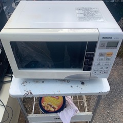 ガスコンロ、テレビ、電子レンジ、トースターの画像