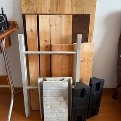 【無料】木材や棚部材などのセットの画像