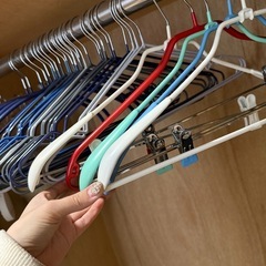ハンガー約35本セット！あげますの画像