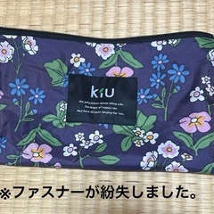 KIU 花柄　フード付きレインポンチョの画像