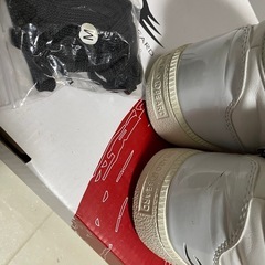 ドラゴンビアード★スニーカー
の画像