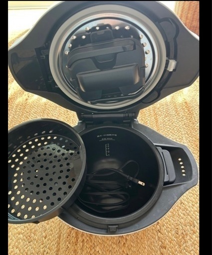 美品／使用5回／SHARP ホットクック 2.4L KN-HW24F
