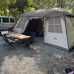 キャンプ　テント　の画像