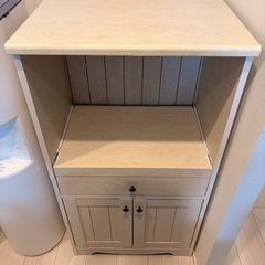 【無料】家具家電5点まとめてお譲りします（ソファ・冷蔵庫・洗濯機・電子レンジ・レンジボード）の画像