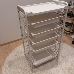 ネイルワゴン　エステワゴン　現状渡し　要調整の画像