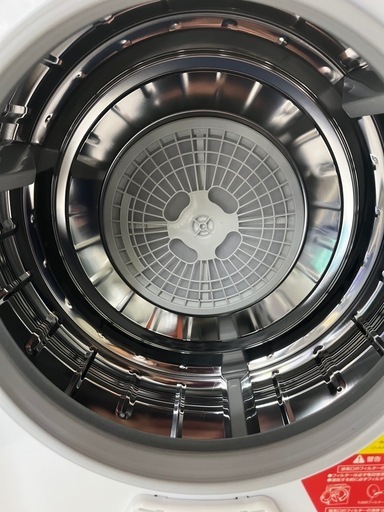 場所を問わずコンパクト！衣類乾燥機2.5kg(1〜２名目安)設置台おまけ！