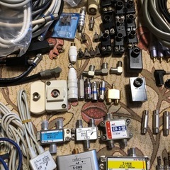 音響･映像などのコードと接続機器
の画像