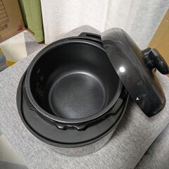 電気圧力鍋の画像