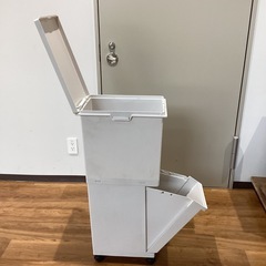 ダストボックス【町田市再生家具】　　0214の画像