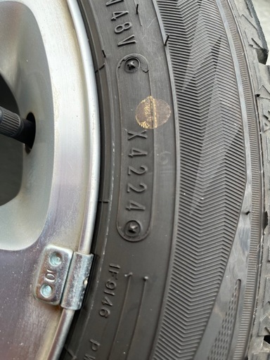 【取引終了】155/65R14スタッドレスタイヤ（ホイール込み）