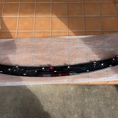 プリウス60系　ハイマウントストップランプ付リアガーニッシュの画像