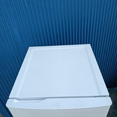 ［八6933］【中古品】・マクスゼン  ・2022年製  ・冷凍冷蔵庫  ・140L  ・JR139HM01WH  ・外形寸法  幅495㎜  奥行550㎜  高さ1250㎜の画像