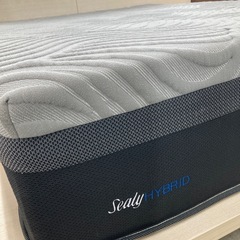 ワイドダブルベッド　フレーム:日本ベッドギルダー　マットレス:シーリーハイブリッドパフォーマンス　　定価約50万〜の画像