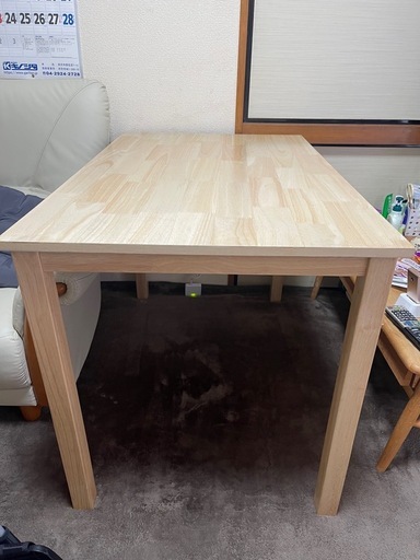 IKEAダイニングテーブル（イスなし）