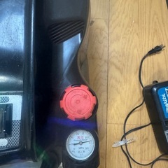 日立工機EC1445H 常圧/高圧✕各2口エアコンプレッサさわモデル　高圧ホース一本セットの画像