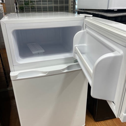 2ドア冷蔵庫 Maxzen JR087HM01 2017年製 2ドア冷蔵庫 Maxzen JR087HM01 2017年製