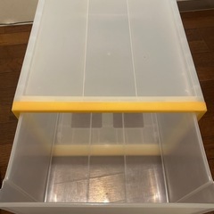 衣装ケース　白　透明の画像